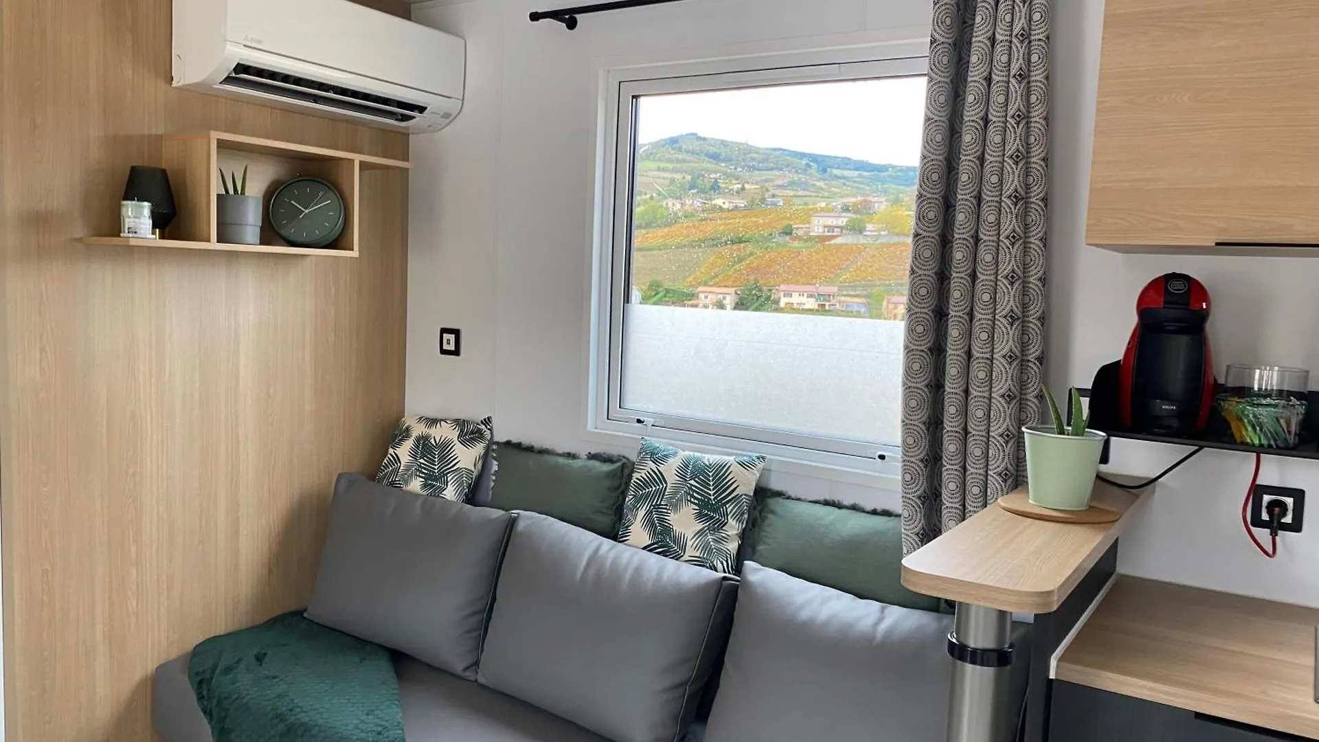 Holiday home Le Bouchon De Liege Villa Beaujeu  France